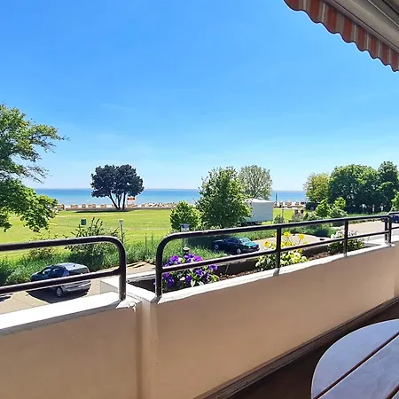 Goldene Ruh - App 205 - In Unmittelbarer Strandlage Mit Seeblickbalkon * Groemitz