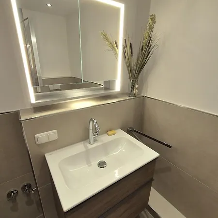 Goldene Ruh - App 205 - In Unmittelbarer Strandlage Mit Seeblickbalkon Daire *